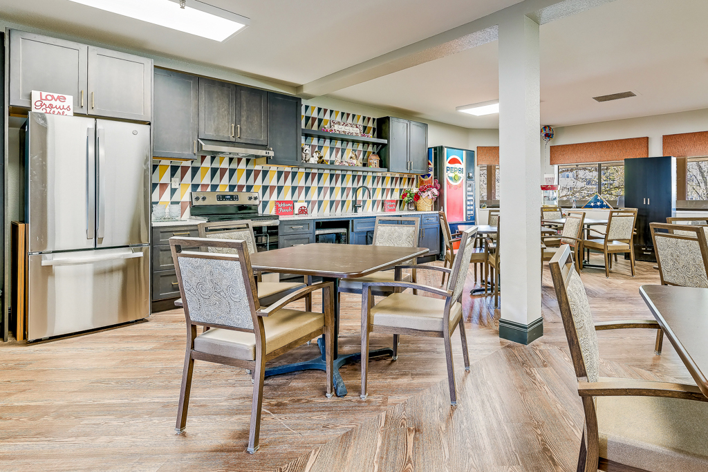 Community Kitchen MesaView1